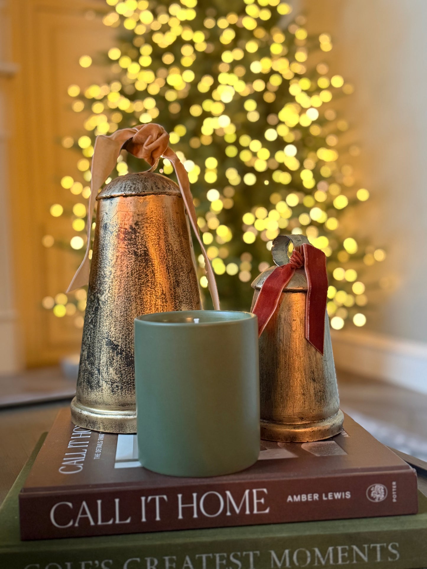 Holiday Collection - Fir & Frost 13 oz Green Ceramic Vessel